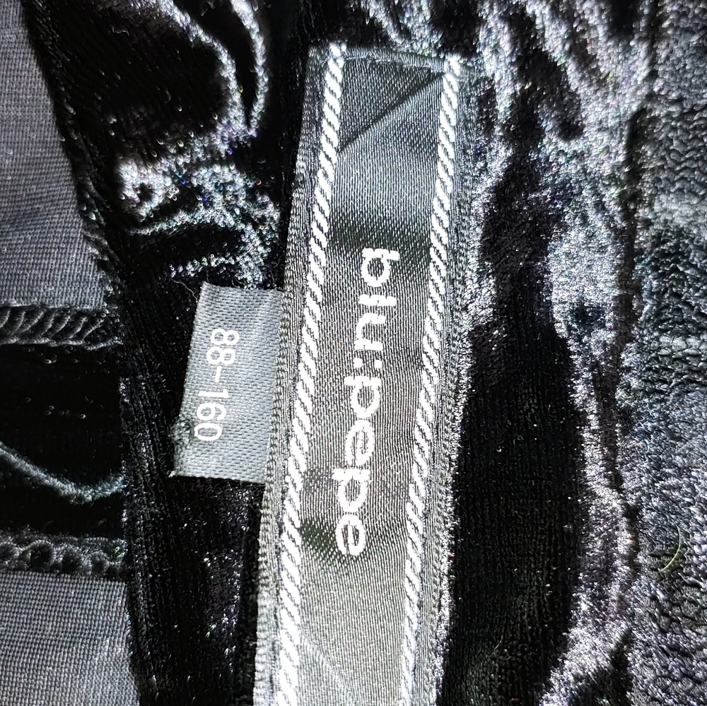 Goth Velvet Ruffle Button Top S - Picture 5 of 6
